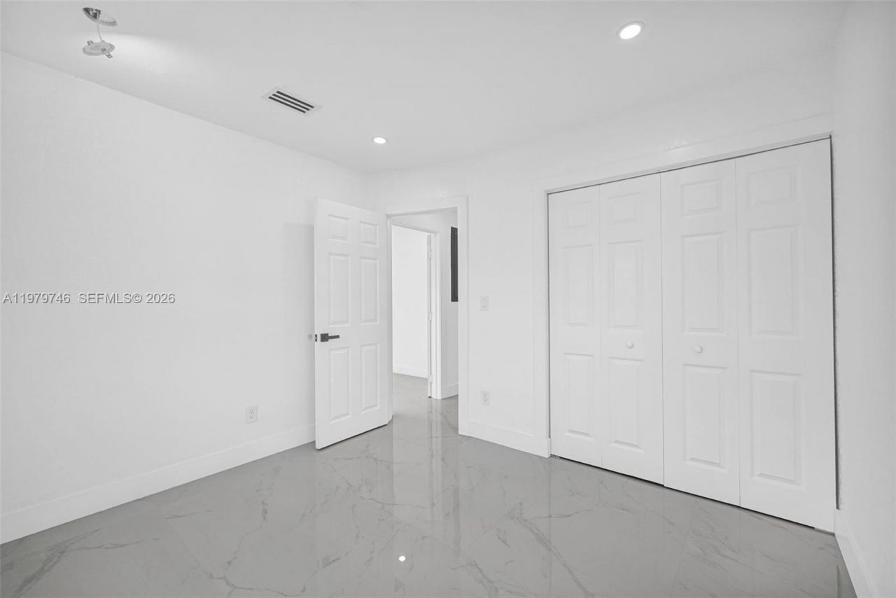 4480 NW 201st St , Miami Gardens, FL 33055 Photo