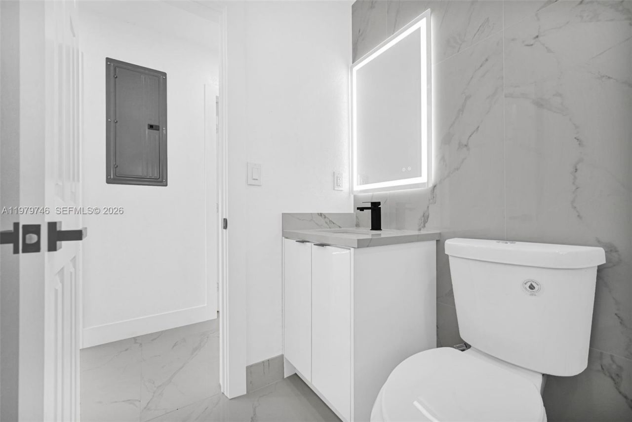 4480 NW 201st St , Miami Gardens, FL 33055 Photo