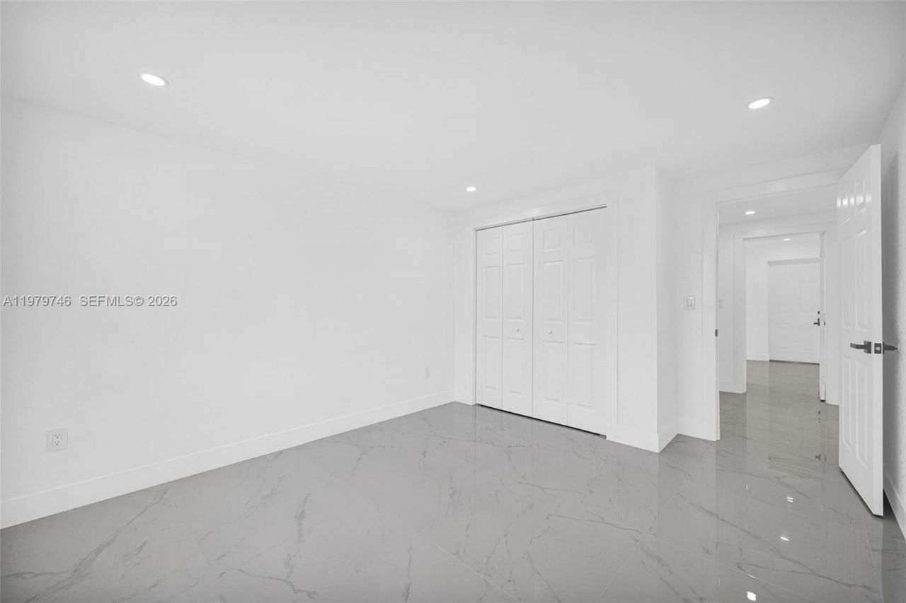 4480 NW 201st St , Miami Gardens, FL 33055 Photo