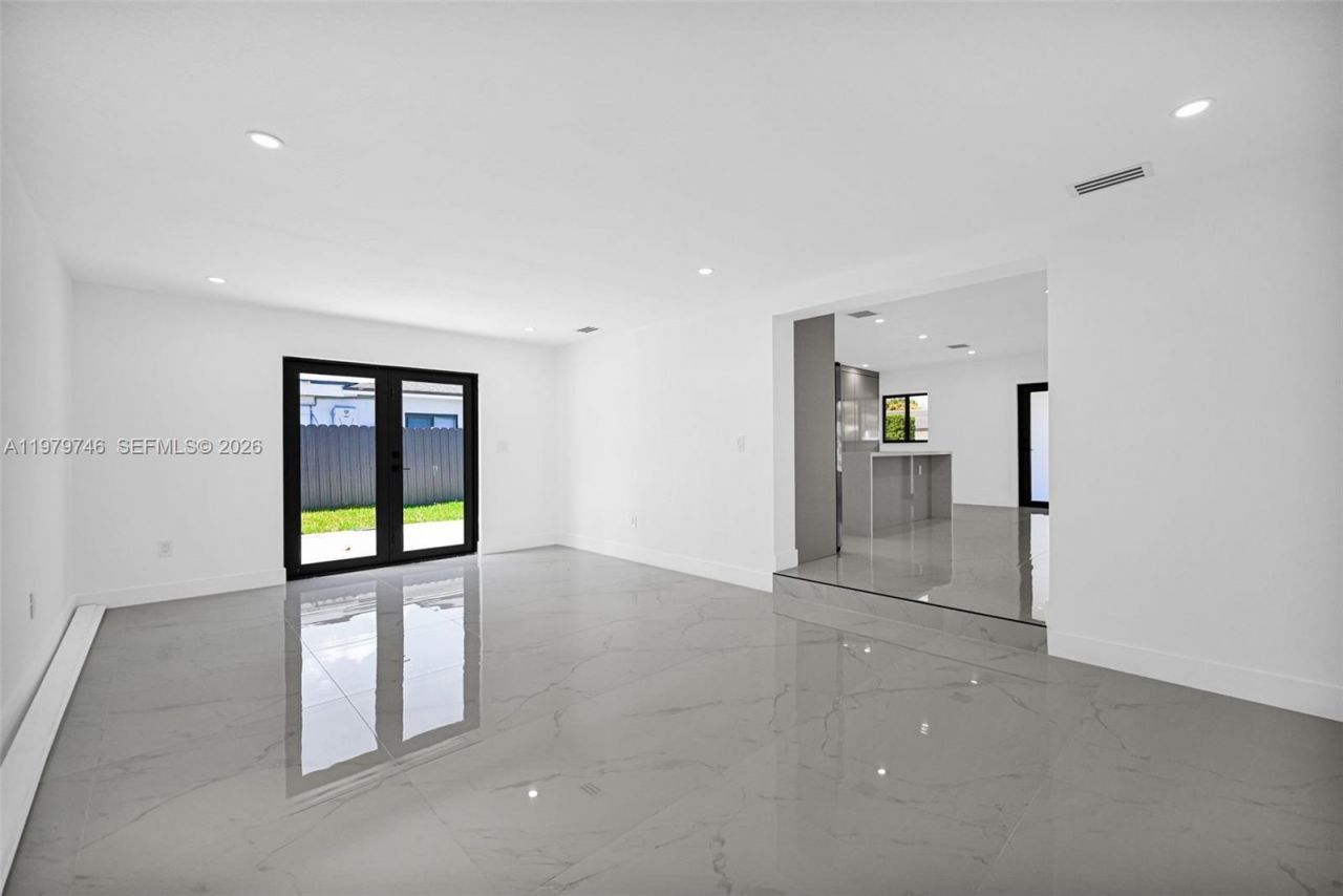 4480 NW 201st St , Miami Gardens, FL 33055 Photo