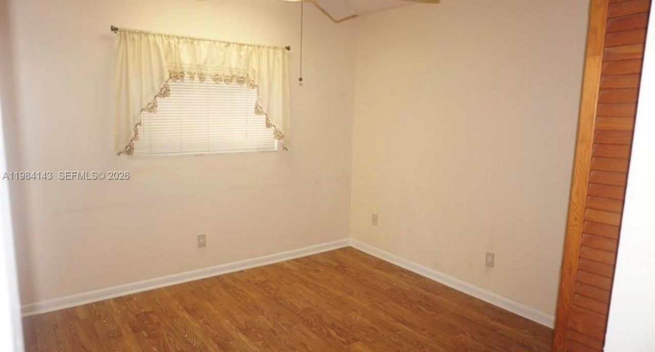 328 Riverdale Rd , Palm Springs, FL 33461 Photo