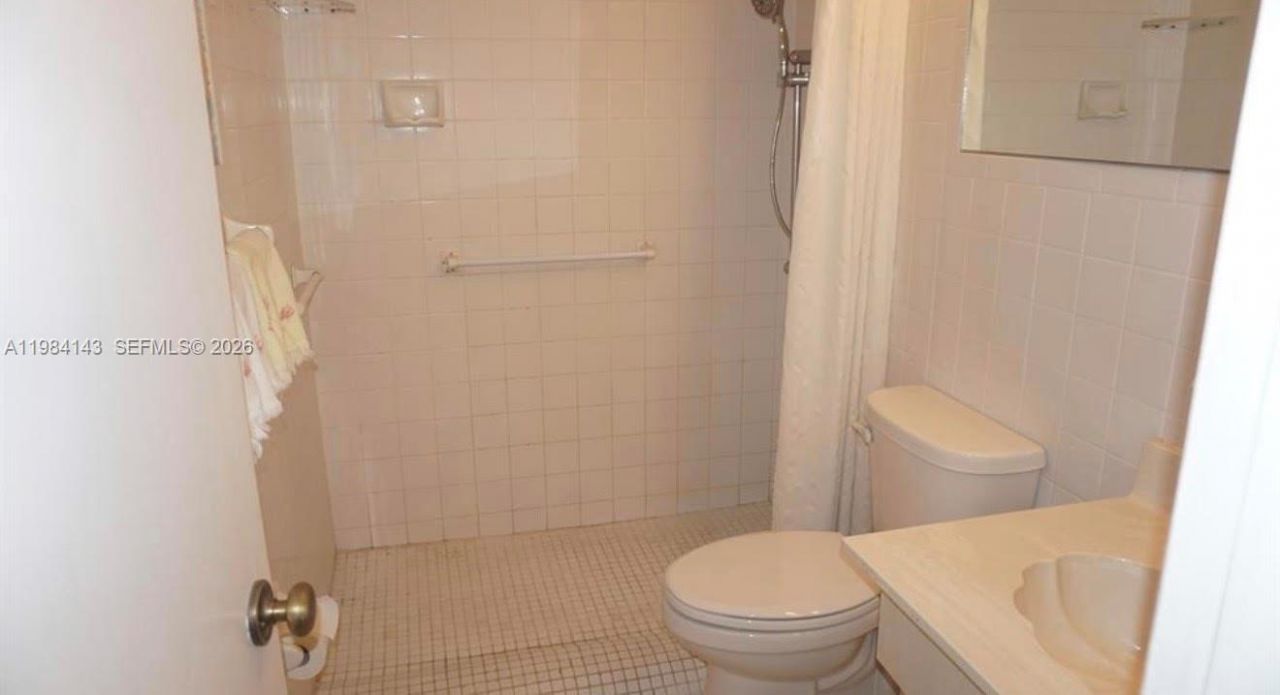 328 Riverdale Rd , Palm Springs, FL 33461 Photo