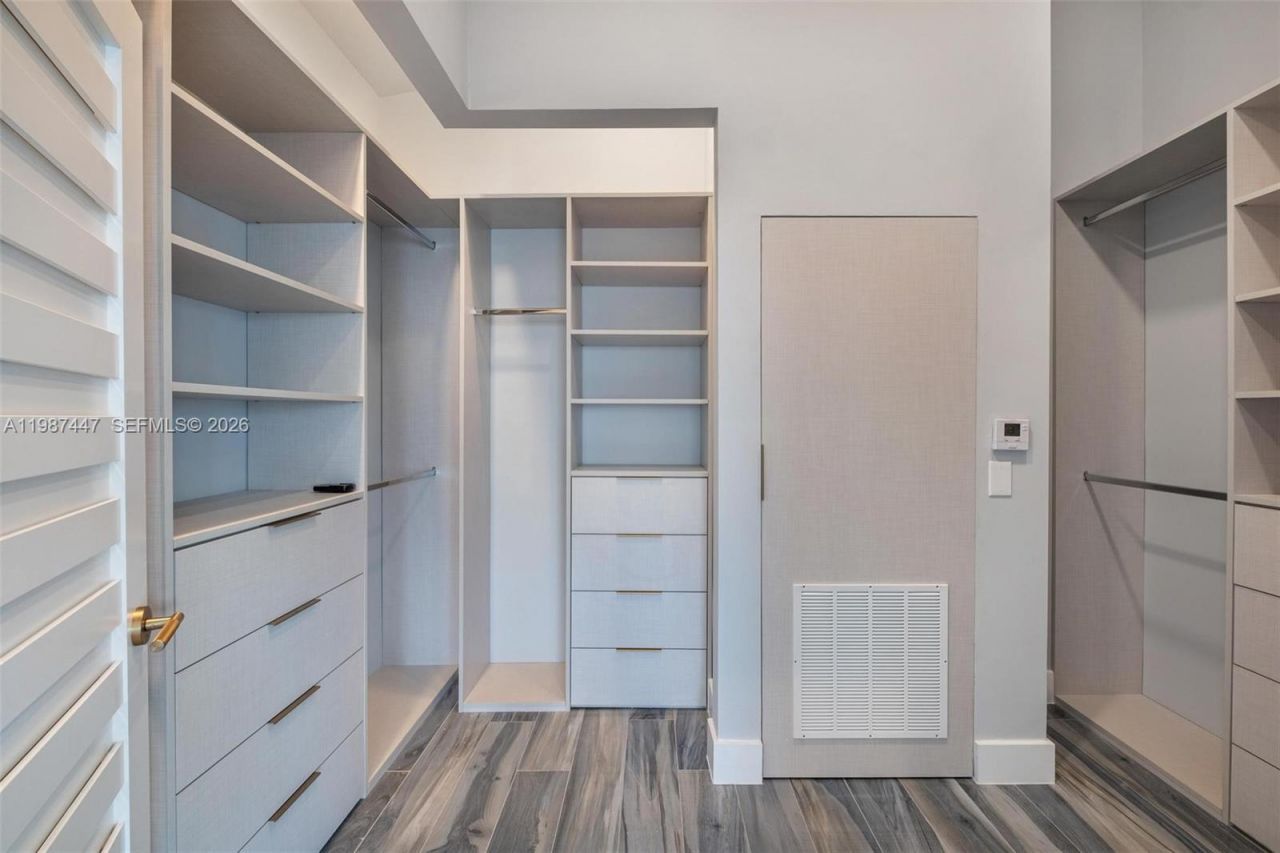 1365 Bay Ter , North Bay Village, FL 33141 Photo