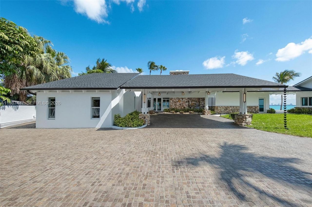 1365 Bay Ter, North Bay Village, FL 33141 Photo