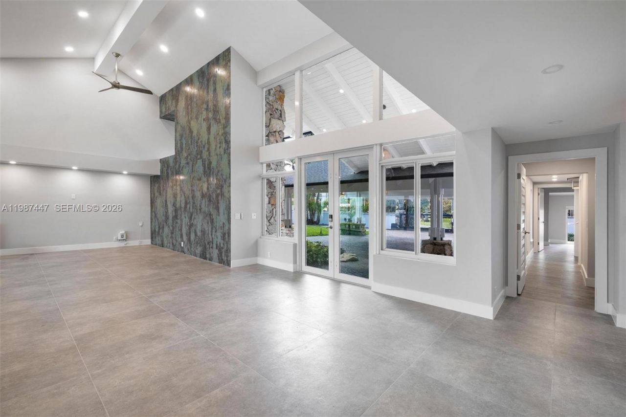 1365 Bay Ter , North Bay Village, FL 33141 Photo