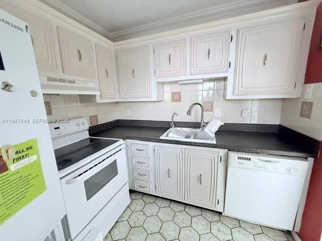 2841 Somerset Dr , Unit 305, Lauderdale Lakes, FL 33311 Photo