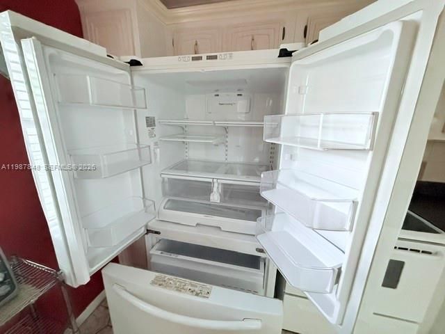 2841 Somerset Dr , Unit 305, Lauderdale Lakes, FL 33311 Photo