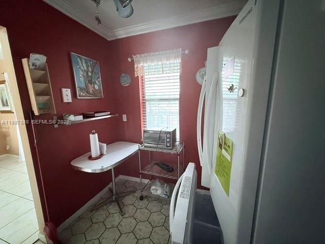 2841 Somerset Dr , Unit 305, Lauderdale Lakes, FL 33311 Photo