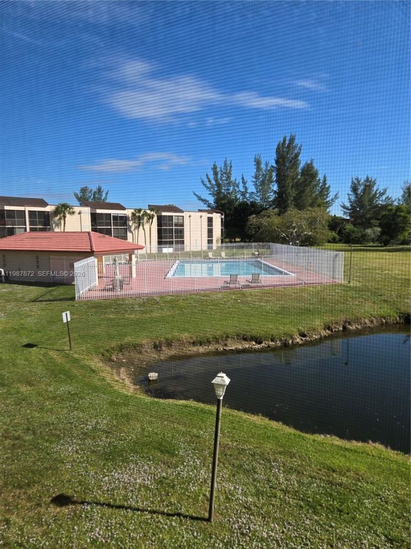 3400 Foxcroft Rd , Unit 209, Miramar, FL 33025 Photo
