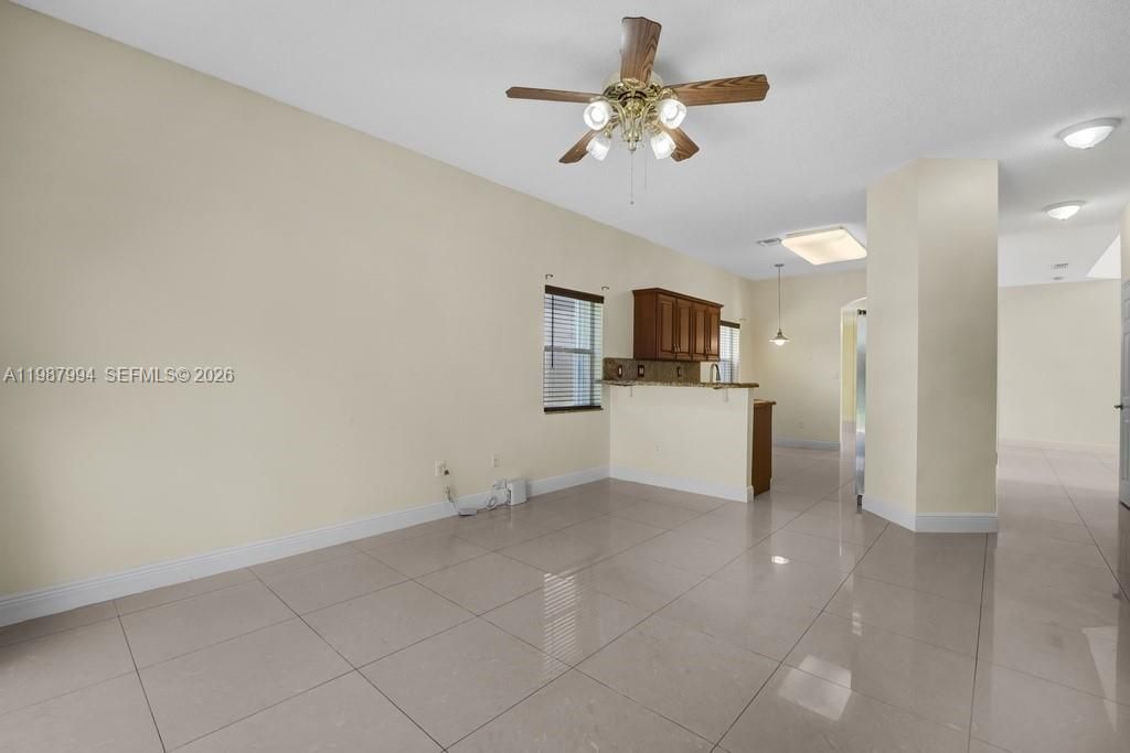 1282 NW 171st Ter , Pembroke Pines, FL 33028 Photo