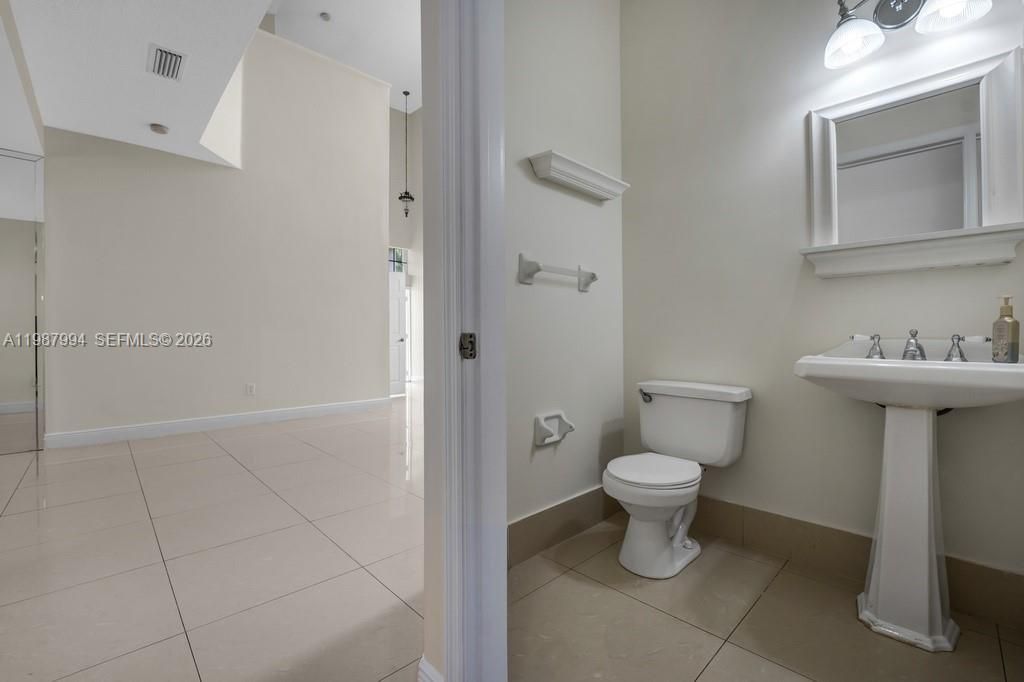 1282 NW 171st Ter , Pembroke Pines, FL 33028 Photo