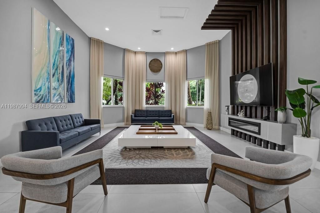 1282 NW 171st Ter , Pembroke Pines, FL 33028 Photo