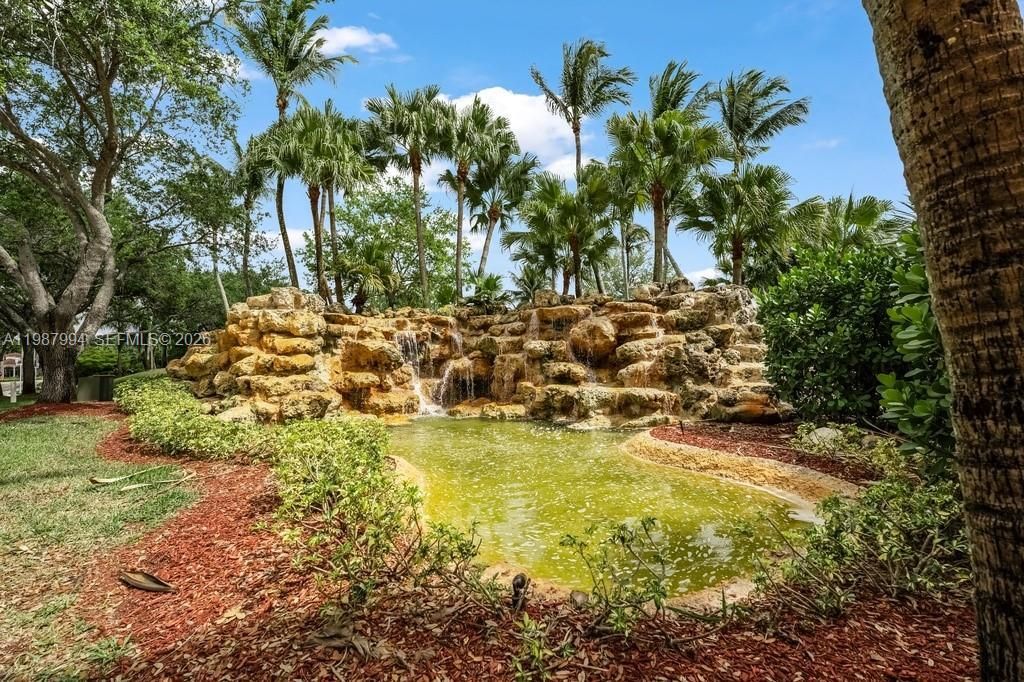 1282 NW 171st Ter , Pembroke Pines, FL 33028 Photo