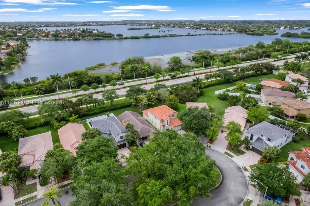 1282 NW 171st Ter , Pembroke Pines, FL 33028 Photo