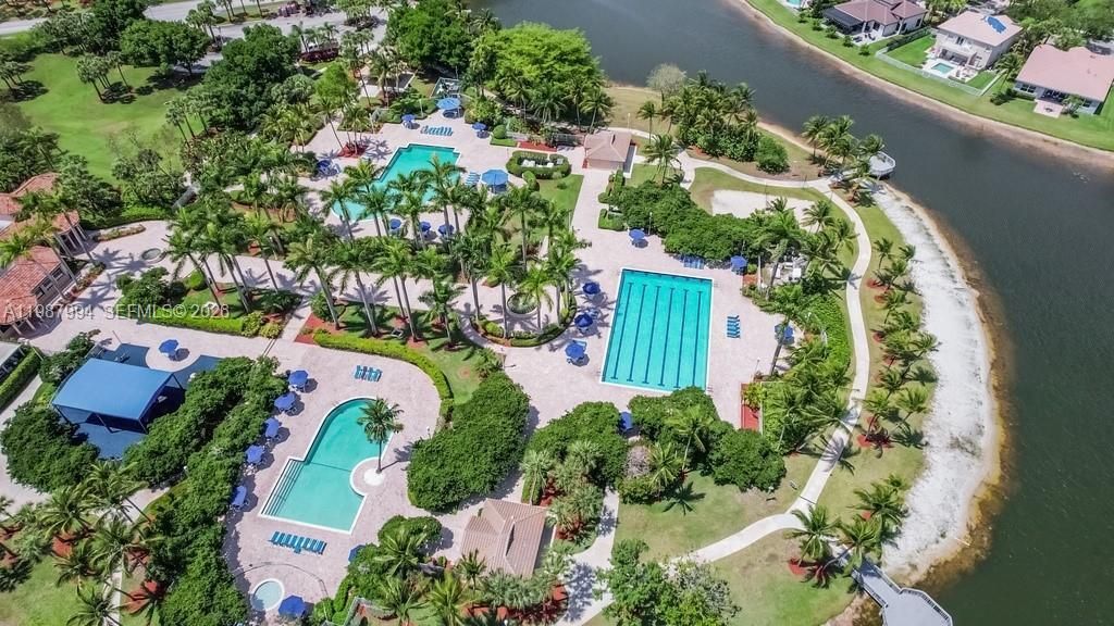 1282 NW 171st Ter , Pembroke Pines, FL 33028 Photo