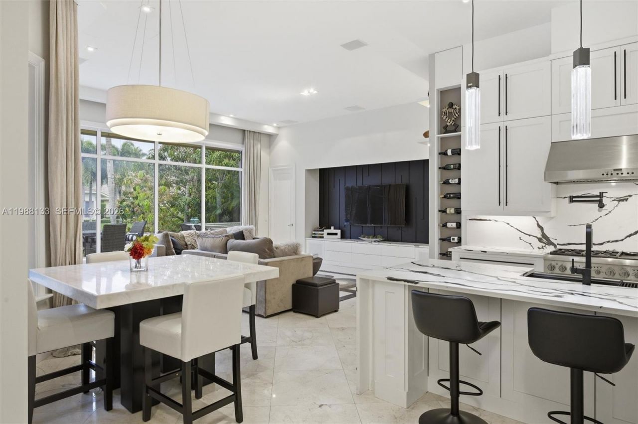 611 Sweet Bay Ave, Plantation, FL 33324 Photo