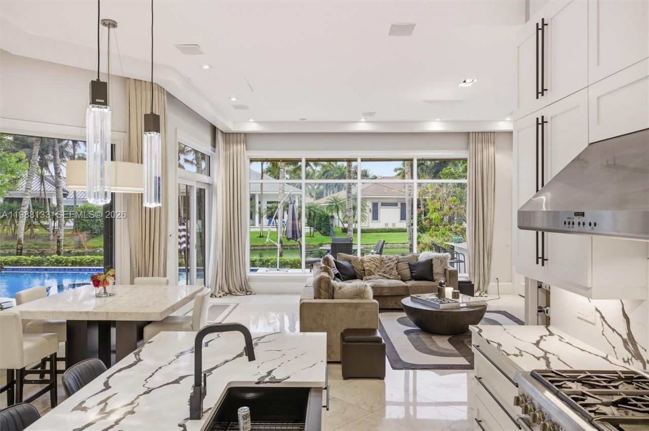 611 Sweet Bay Ave, Plantation, FL 33324 Photo