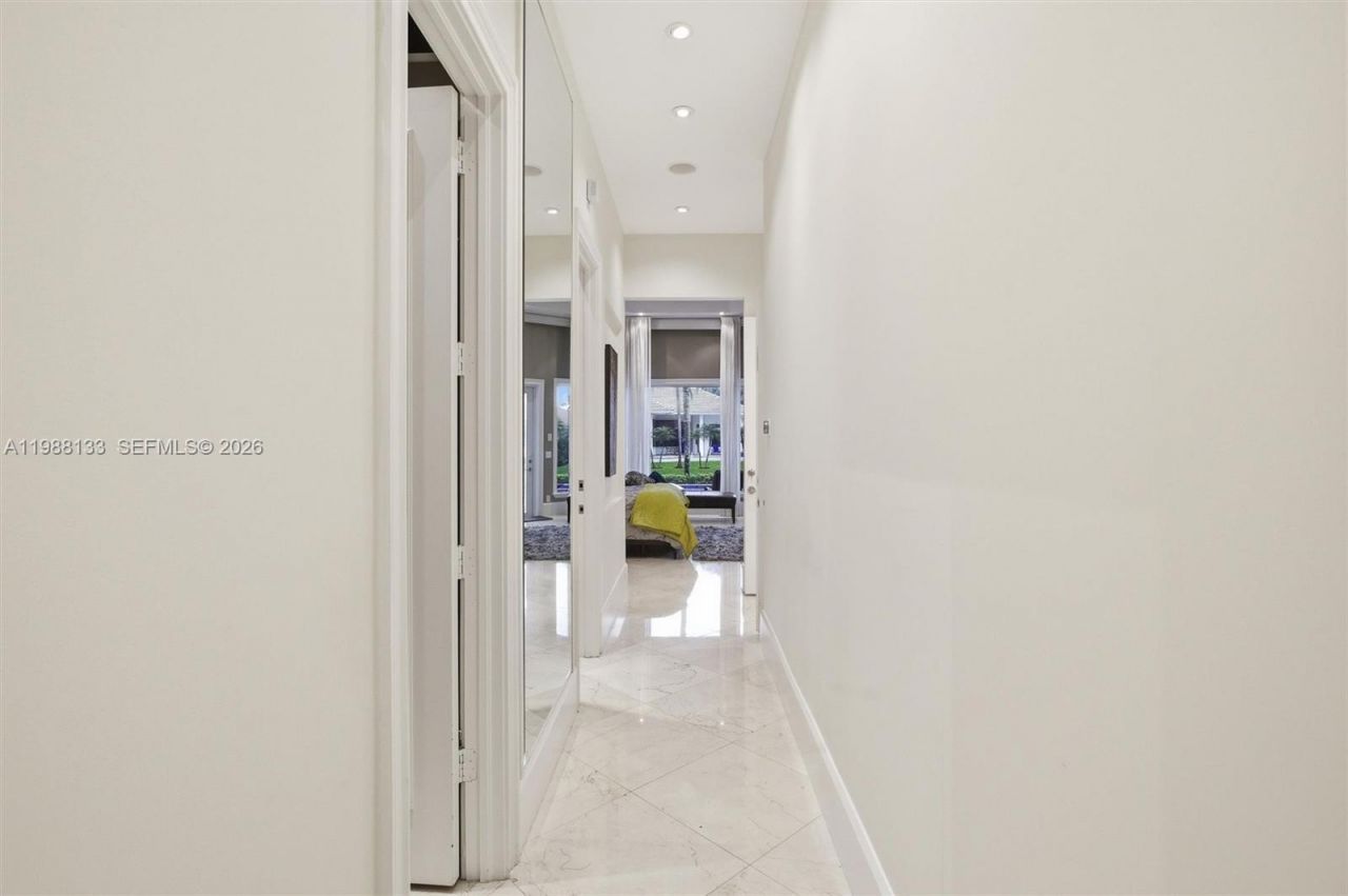 611 Sweet Bay Ave, Plantation, FL 33324 Photo