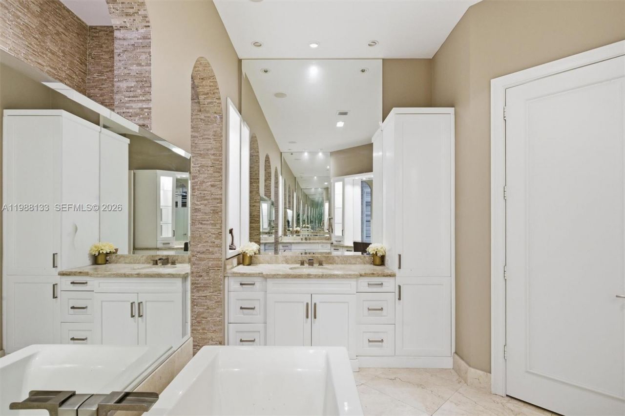 611 Sweet Bay Ave, Plantation, FL 33324 Photo