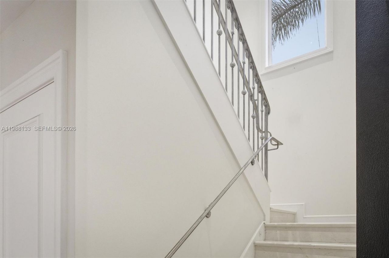 611 Sweet Bay Ave, Plantation, FL 33324 Photo