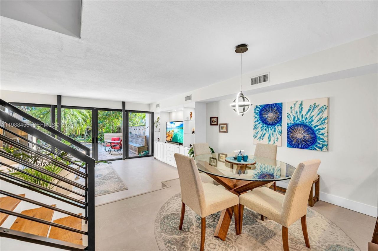 7018 SW 53rd Ln , Miami, FL 33155 Photo