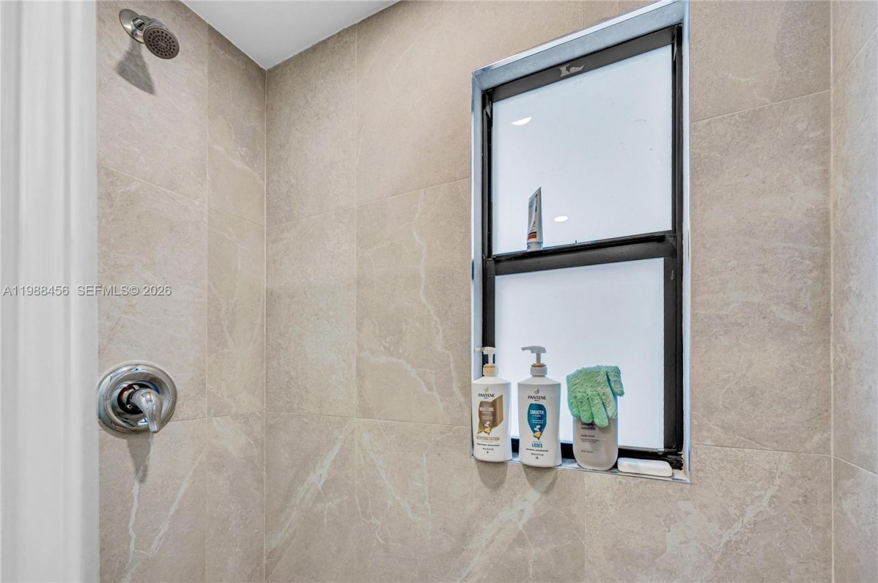 7018 SW 53rd Ln , Miami, FL 33155 Photo