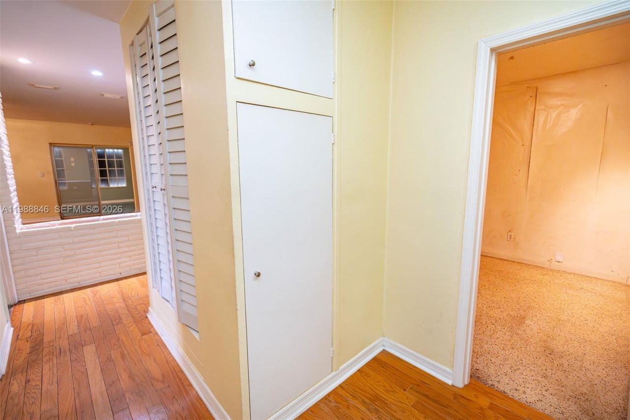 2010 NW 185th Ter , Miami Gardens, FL 33056 Photo