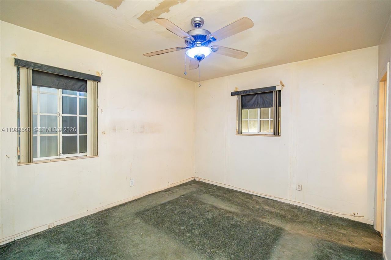 2010 NW 185th Ter, Miami Gardens, FL 33056 Photo