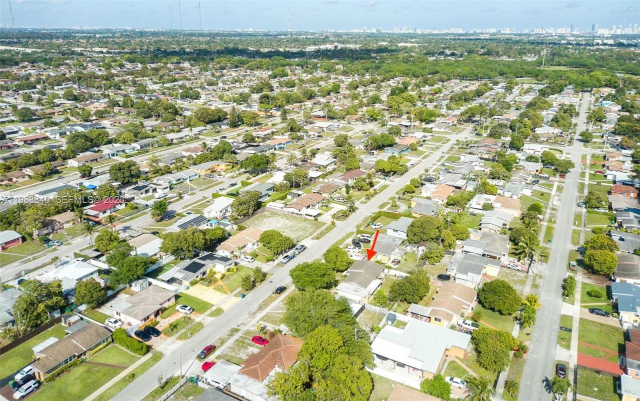 2010 NW 185th Ter, Miami Gardens, FL 33056 Photo