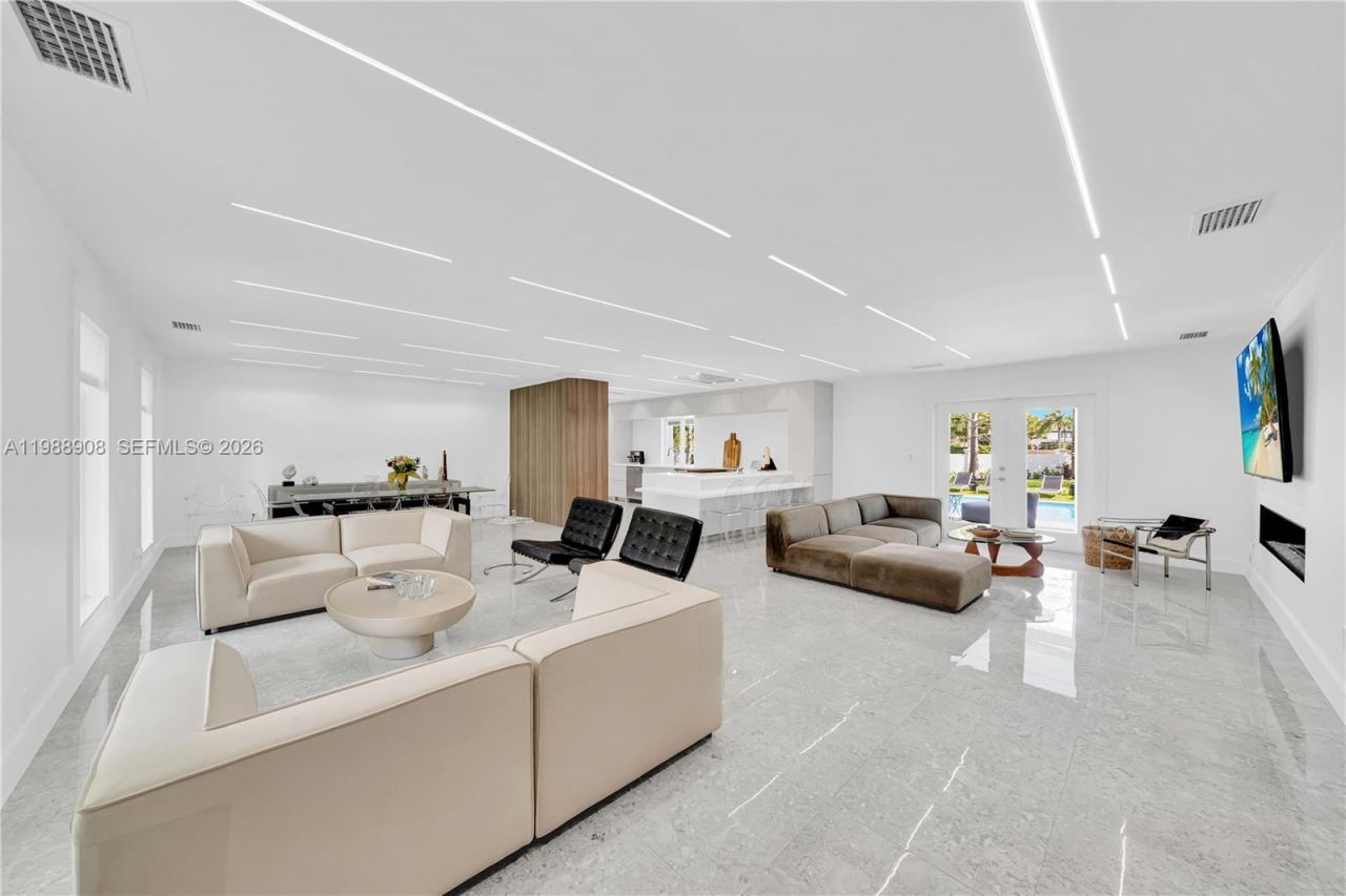 10705 SW 128th Ter , Miami, FL 33176 Photo