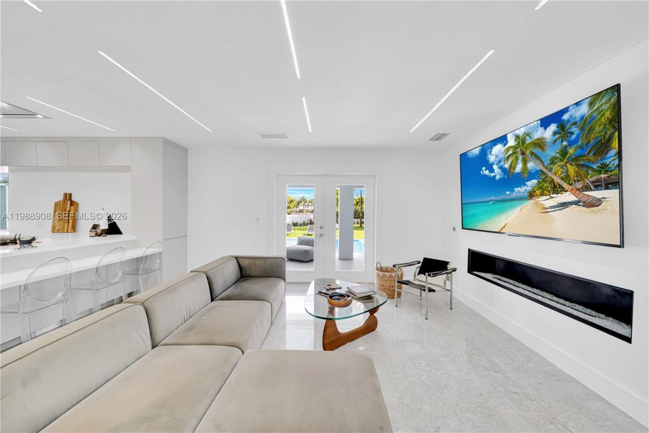 10705 SW 128th Ter , Miami, FL 33176 Photo