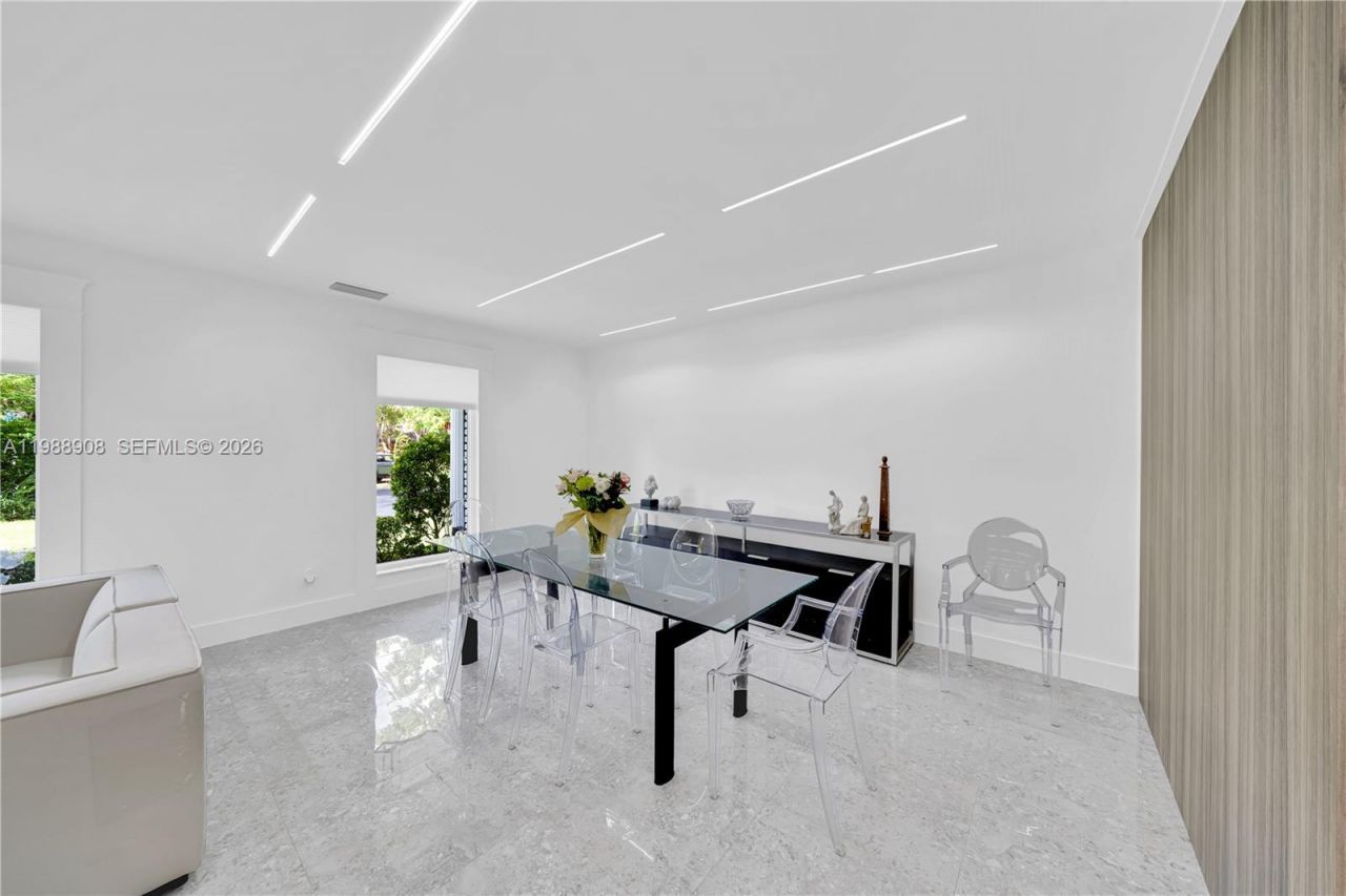 10705 SW 128th Ter , Miami, FL 33176 Photo