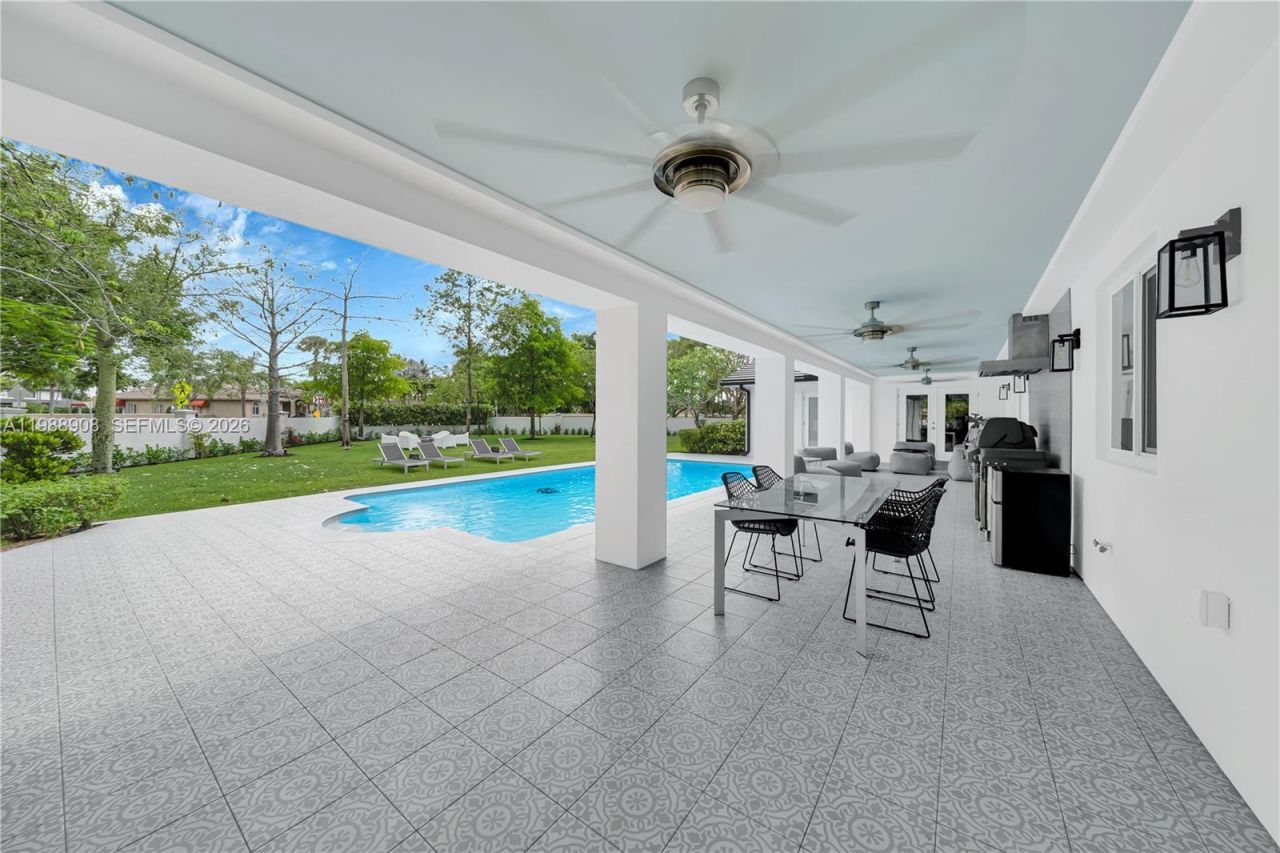 10705 SW 128th Ter , Miami, FL 33176 Photo