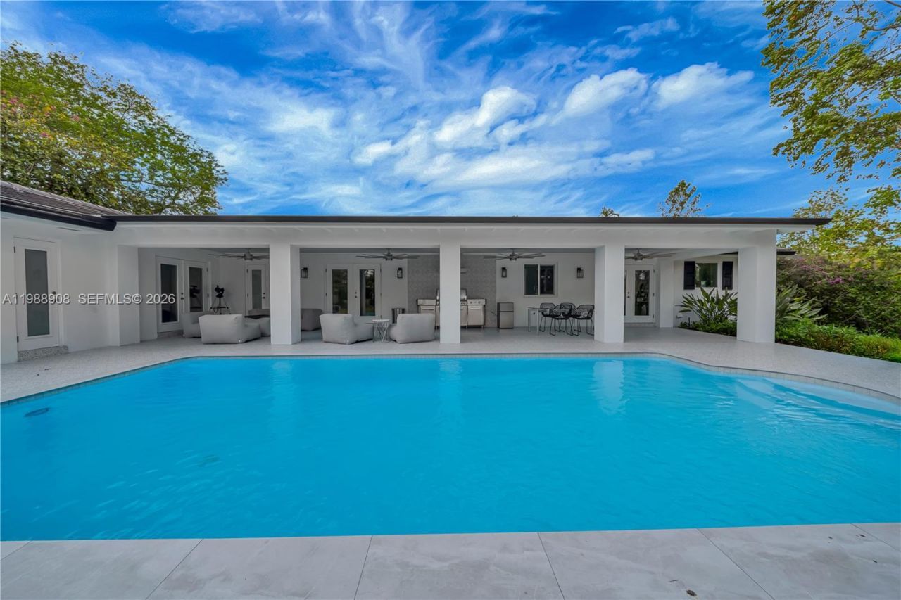 10705 SW 128th Ter , Miami, FL 33176 Photo