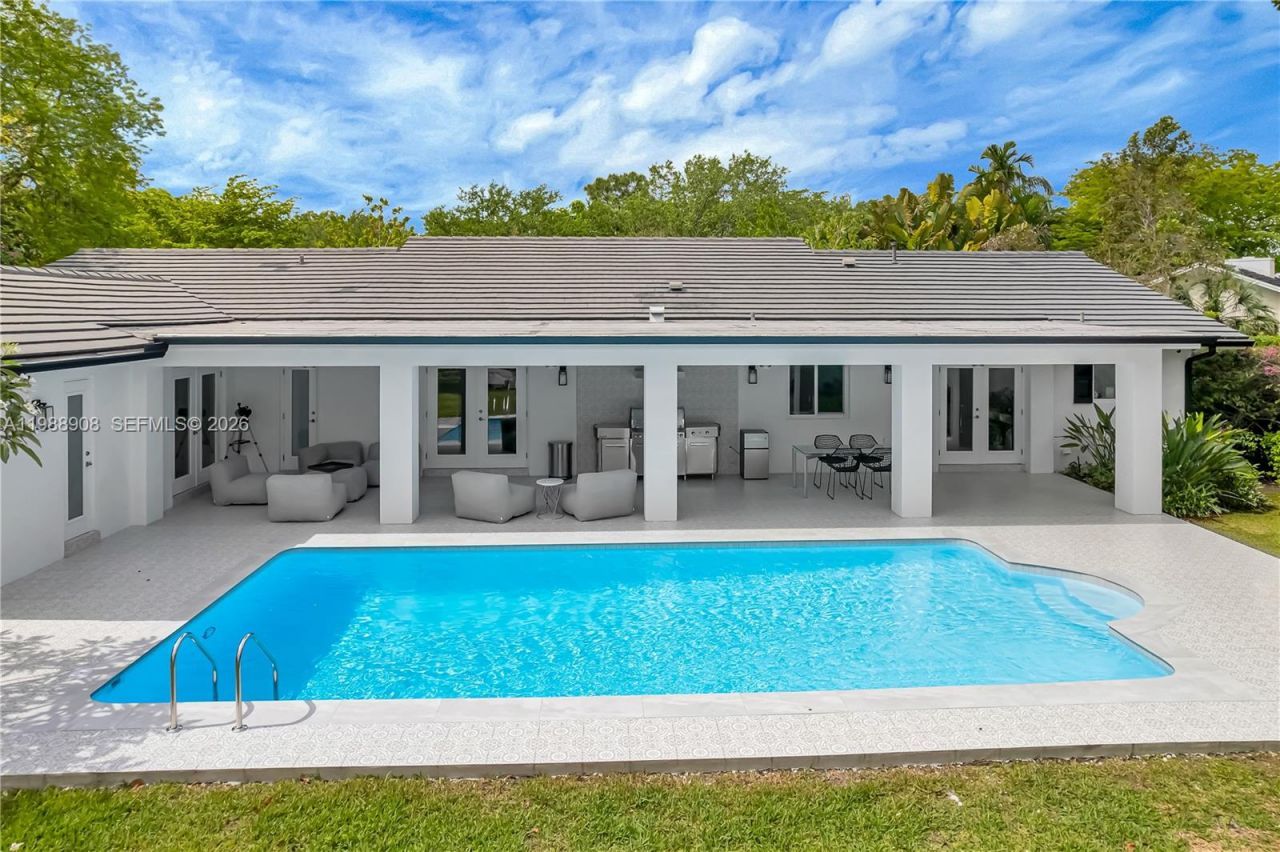 10705 SW 128th Ter , Miami, FL 33176 Photo