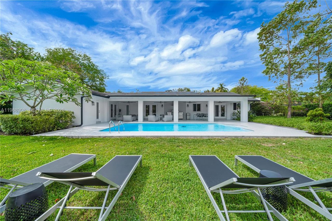 10705 SW 128th Ter , Miami, FL 33176 Photo