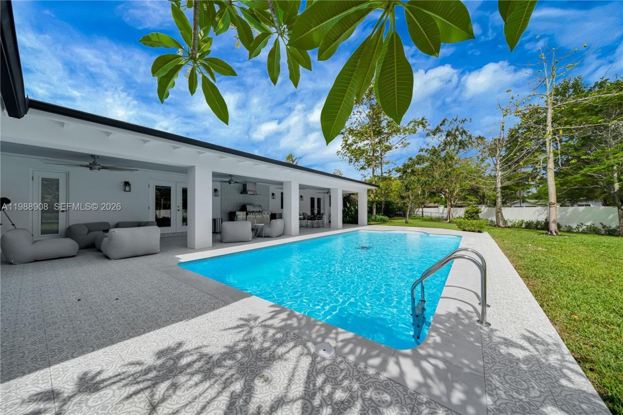 10705 SW 128th Ter , Miami, FL 33176 Photo