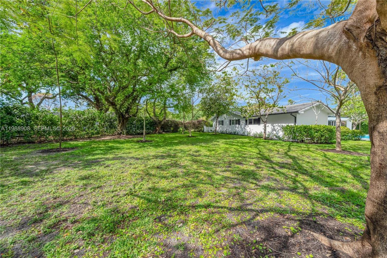 10705 SW 128th Ter , Miami, FL 33176 Photo