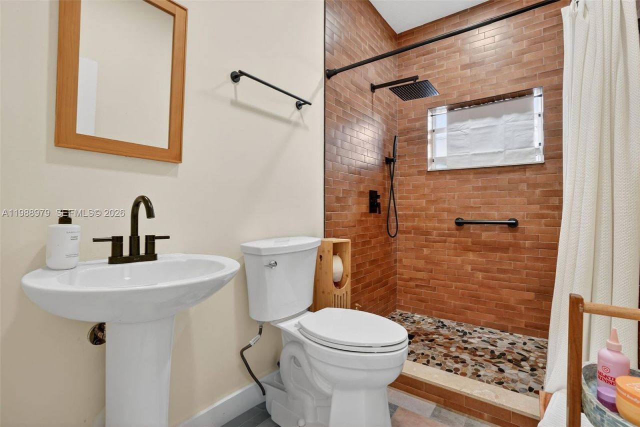 14490 SW 180th St , Miami, FL 33177 Photo