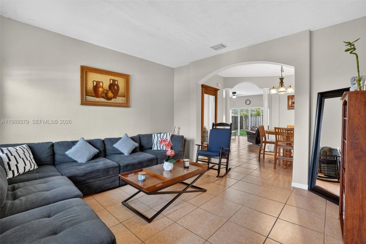 14490 SW 180th St , Miami, FL 33177 Photo