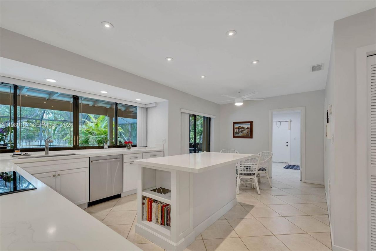 16745 SW 74th Ct , Palmetto Bay, FL 33157 Photo