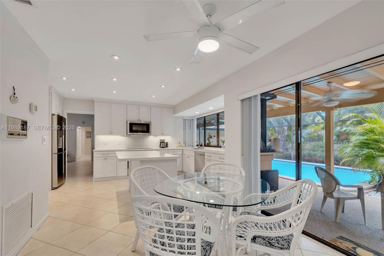 16745 SW 74th Ct , Palmetto Bay, FL 33157 Photo