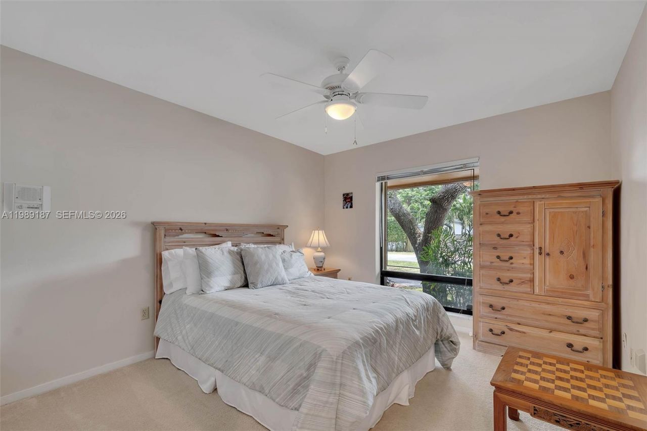 16745 SW 74th Ct , Palmetto Bay, FL 33157 Photo