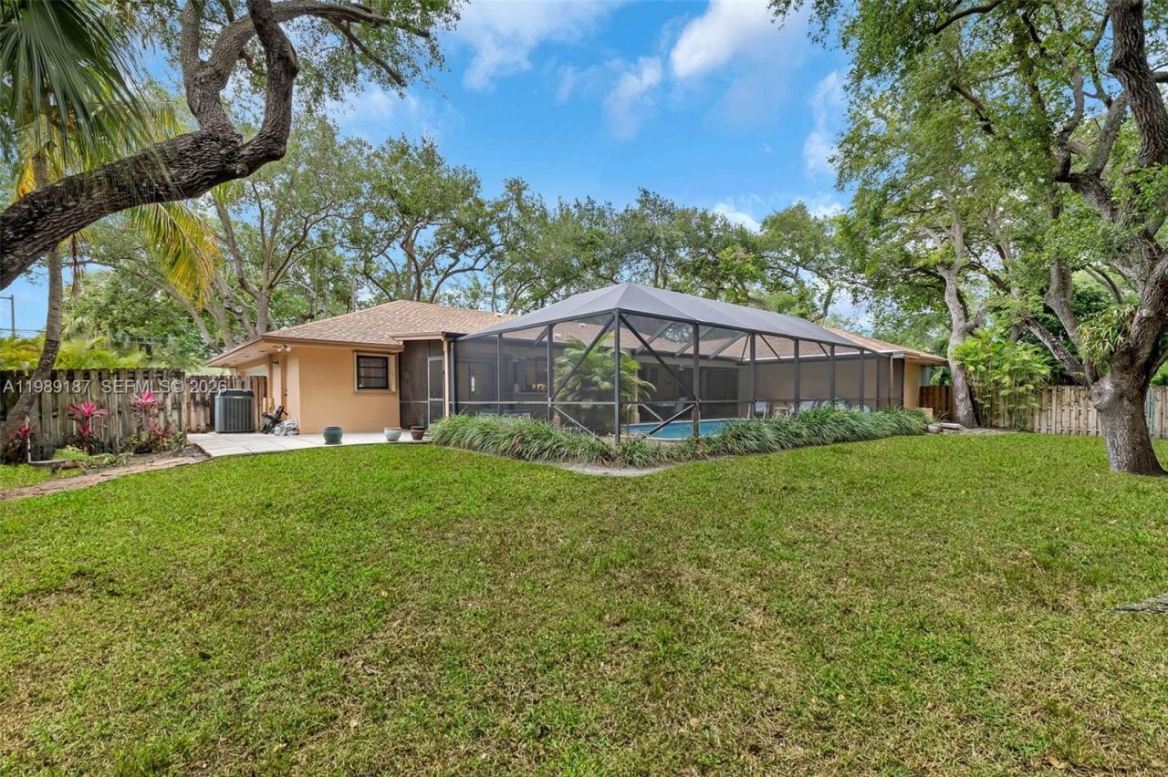 16745 SW 74th Ct , Palmetto Bay, FL 33157 Photo