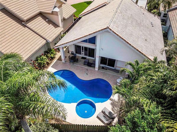 6799 Augusta Ct, West Palm Beach, FL 33412