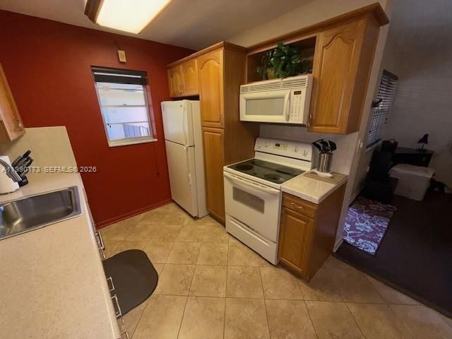 421 NE 1st St , Unit 219, Hallandale Beach, FL 33009 Photo