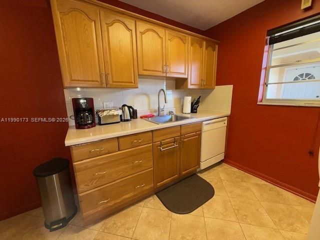 421 NE 1st St , Unit 219, Hallandale Beach, FL 33009 Photo