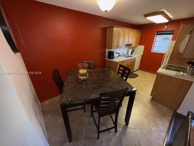 421 NE 1st St , Unit 219, Hallandale Beach, FL 33009 Photo