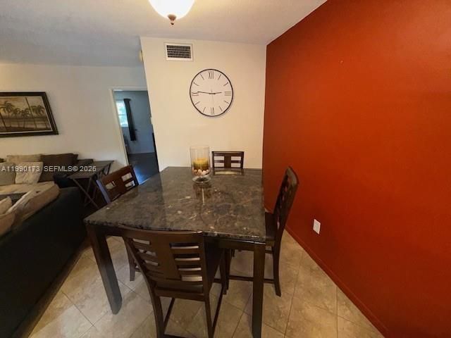 421 NE 1st St , Unit 219, Hallandale Beach, FL 33009 Photo