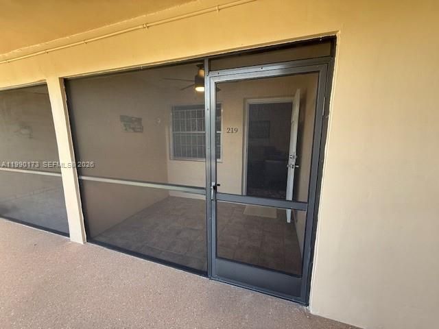 421 NE 1st St , Unit 219, Hallandale Beach, FL 33009 Photo